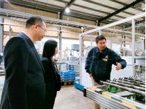 中國建設銀行成都岷江支行行長一行蒞臨中汽成配參觀考察